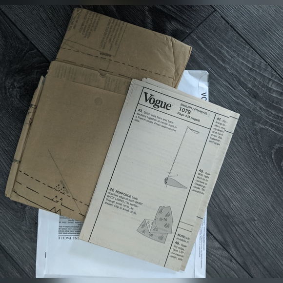 Vogue V1079 Badgley Mischka Sewing Pattern Evening Gown and Stole Size 18 20 22 - Picture 6 of 6